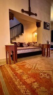 Villa Shana, pool, massage room, staff - 7