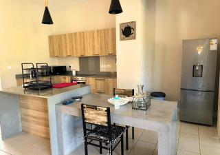 Luxury Resort Villa with Private Pool and Beach Access - 2