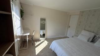 Elegant Family Apartment, Sublime Turquoise & Golden - 8