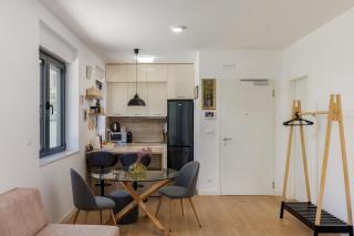 Stylish Studio Moskar with Balcony & Parking Lapad Beach Dubrovnik - 3