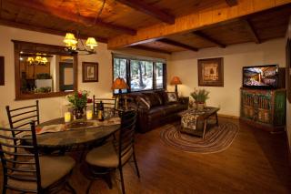 Cottam's Lodge by Alpine Village Suites - Taos Ski Valley - 7