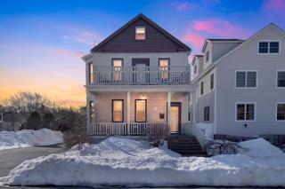 Cozy Pleasantville Retreat Unit 2 apts - 0