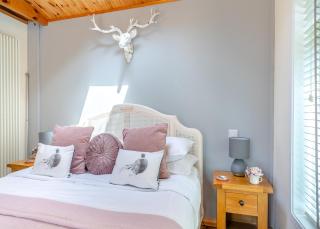 Charlesworth Lodges - 5