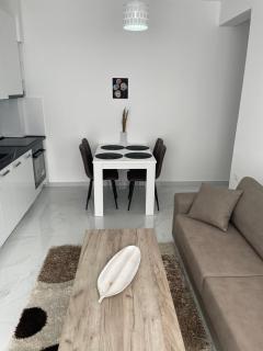 A flat in new building - 7