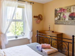 Spring Cottage - 2