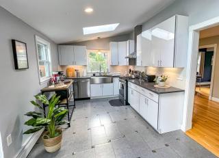 Majestic Princeton Home • Arcade • Big Yard • 4BR - 7