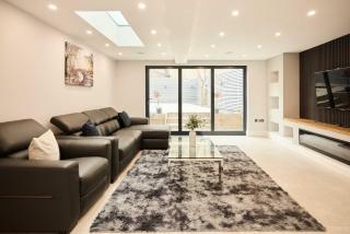 The Gallery House on Grayling - 9