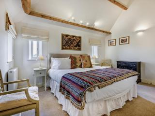 3 Bed in Cirencester oc-57686 - 1