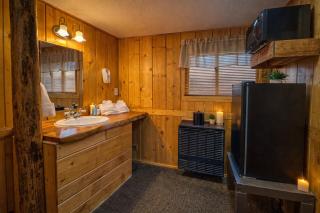 Chinook Winds Lodge - 7