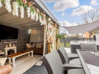 5 Bed in Pershore oc-91349 - 0