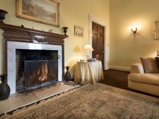 9 Bed in Eggleston 60611 - 4