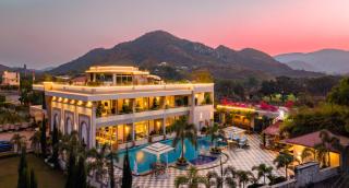 Mountain Creek 7BHK Luxury Retreat by ELIVAAS Prive Near Fatehsagar - 0