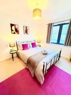 Lovely two bed close to station - 3