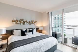 Pristine Condo With A Stunning View! - 9