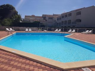 Studio proche plage vertbois avec jardin - piscine - tennis - 0