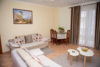 Roxy's house - 1