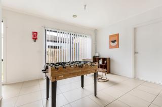 Berwick Spacious And Adorable Abnb 3BR Home with Street Parking - 1