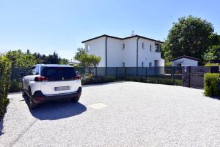 Modern holiday home with shared pool - 9