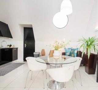 Cape Town City Center Oasis with Free Secure Parking - 1