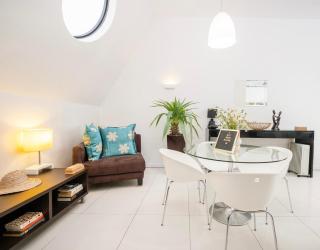 Cape Town City Center Oasis with Free Secure Parking - 2
