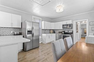 Hideaway - Mins to Westport, Parking, Pet Friendly - 9