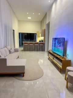 Casa em Condomínio com Piscina Privativa Área Gourmet Conforto e Tranquilidade para Famílias - 3