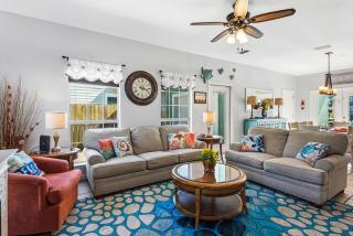 Tickled Turtle Beach House - 5