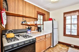 Hearthwood Beach House - On Lake Tomahawk - 2