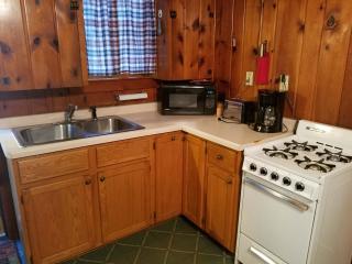 Old Stoney's Musky - Pet Friendly - 2