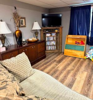 Brandy Bay Hideaway: Pet Friendly Retreat - 3