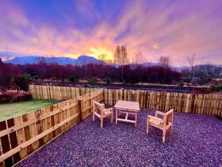 Per Ardua Shepherds Hut - 9