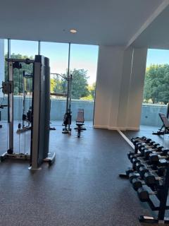 Fresh and Modern 1BR Retreat - 2