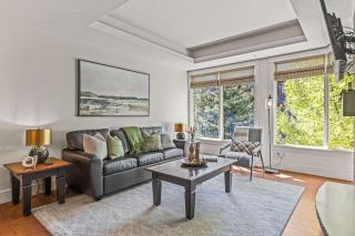 Chic Rocky Mountain 2BR with Hot tub and Pool - 5