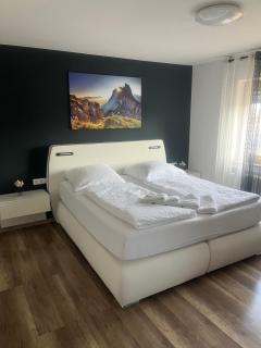 Monteurwohnung & Business Apartment mit Balkon & Parkplatz in Metzingen Outlet - 7
