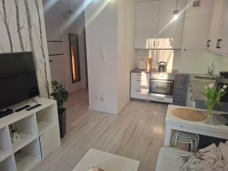 Apartament przy Pileckiego z dużym balkonem - 5