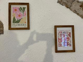 Petite maison avec jardin au centre du village - 4