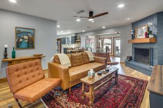 Gorgeous Lakefront Home with Private Dock and Deck - 7