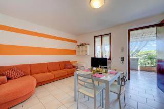 VistaLago Green Residence 100m From Lake - Happy Rentals - 6