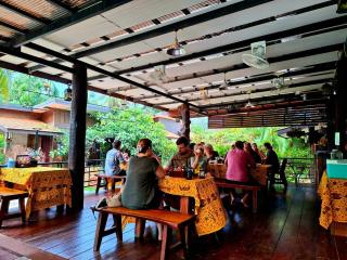 Baan Suan Rim Klong Resort - 4