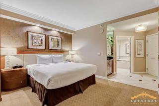 MGM Signature 03-818 Jacuzzi Studio - 6