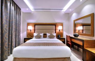 Auris Al Fanar Suites - Riad - 9