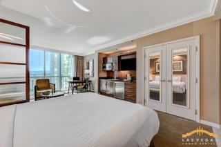 MGM Signature-07-804 Jacuzzi Studio - 1