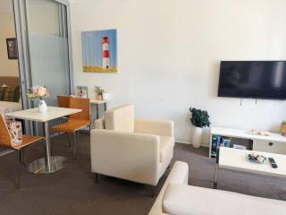 The Capitol - 1BR Enclave Pool, Spa & Gym Access 1007 - 4