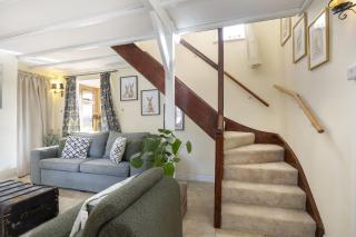 Cosy 1-Bed Cottage with Log Burner - Tewkesbury - 4