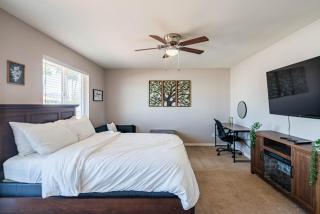 Cozy Farmhouse Central Valley Home - 6