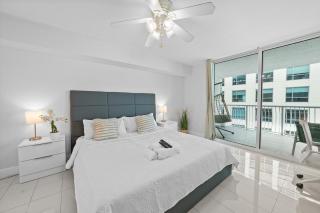 Brickell 2 Private Bedrooms, Oceanview with Free Parking, 3 Beds - 8