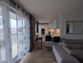 Furnished two-bedroom apartment near Conflans-St-Honorine train station - 4