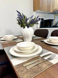 1BR Canal Views Large Balcony Spacious Al Maryah - 6