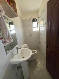 Al tugo apartments - 1