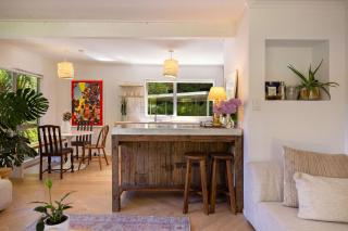 Hidden Gem Cottage with Private Garden - Near Town - 3